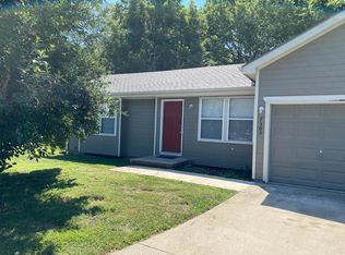 7303 N Lane Ave, Kansas City, MO 64158