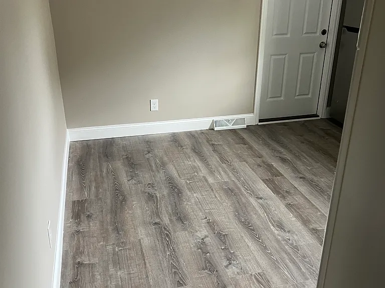 701 Edgegreen Dr — Photo 11