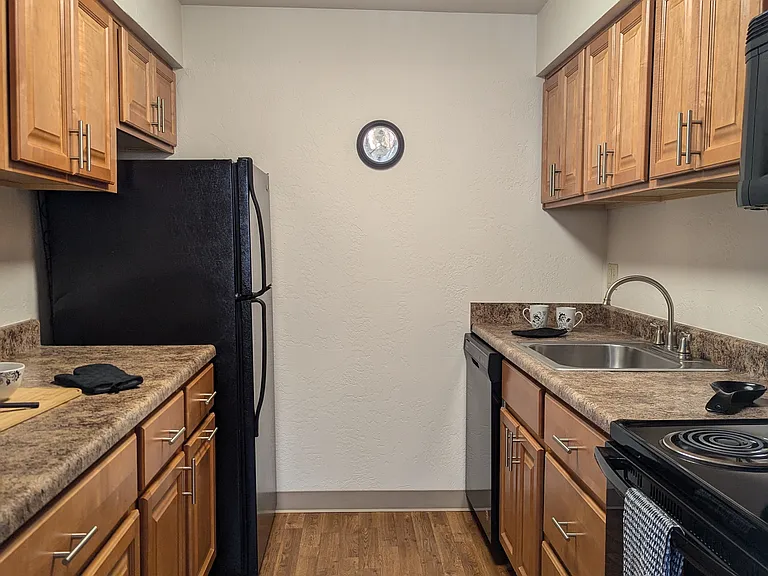 Monroeville Apartments at Birnam Wood — Photo 14