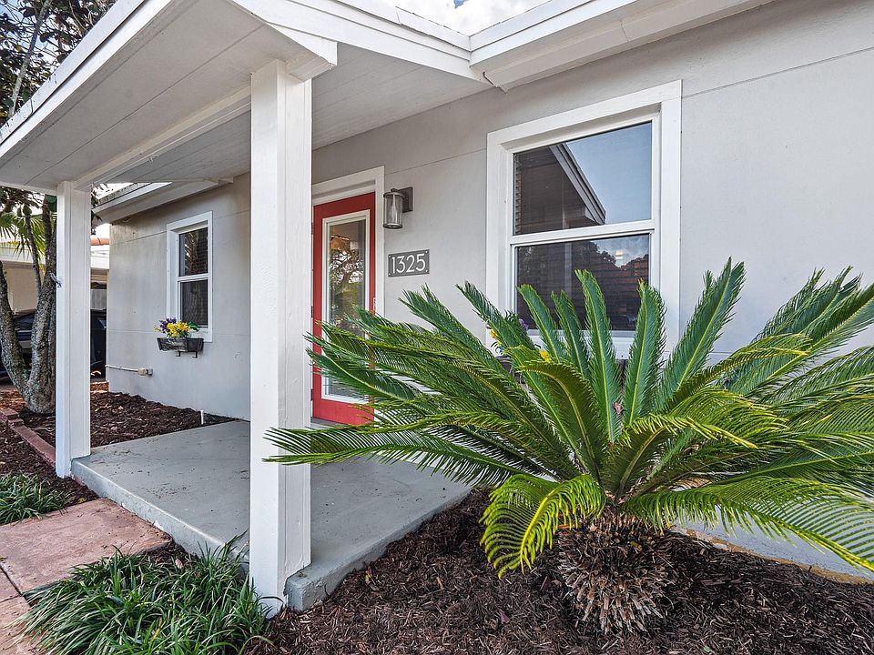 1st image of 1325 NW 5th Avenue