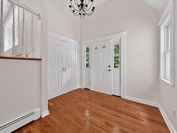 4th image of 47 Tanglewood Dr