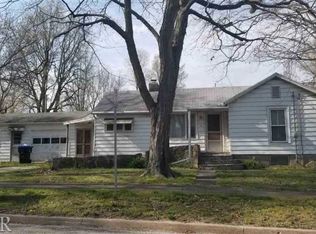 1111 Wright St, Bloomington, IL