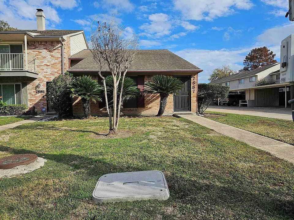 7887 Kendalia Dr