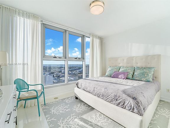 5th image of 6899 Collins Ave Unit 2803