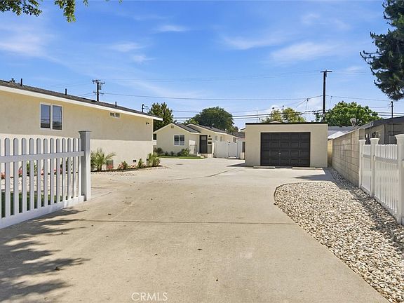 3rd image of 12138 Wright Rd