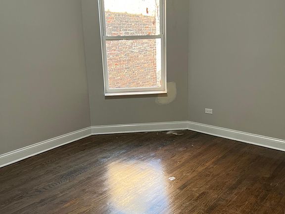 5th image of 6207 S King Dr