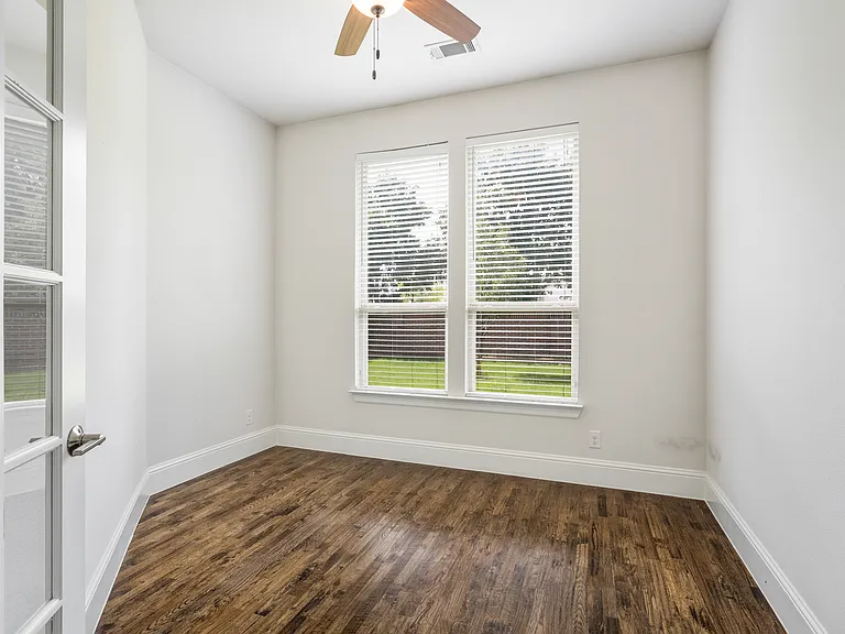 301 Ridgewood Dr — Photo 20