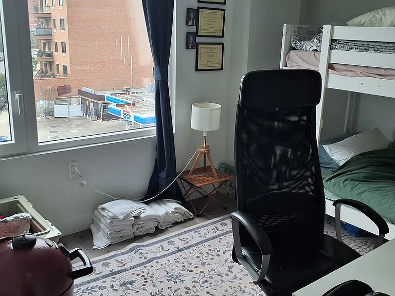 125 Kings Hwy #5J — Photo 5