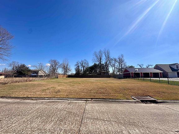 2nd image of Rose Ln