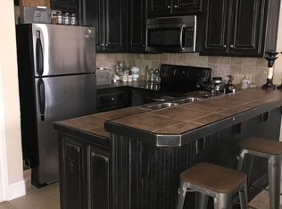18 N Olive Ave APT 203, Fayetteville, AR 72701