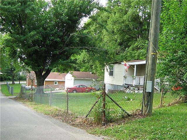 2nd image of 6123 Neighborly Ave
