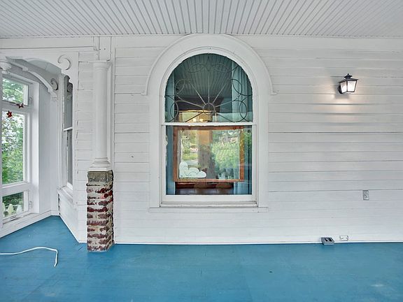 107th image of 15 Germania St