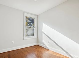 725 Harvard St NW #1, Washington, DC 20001