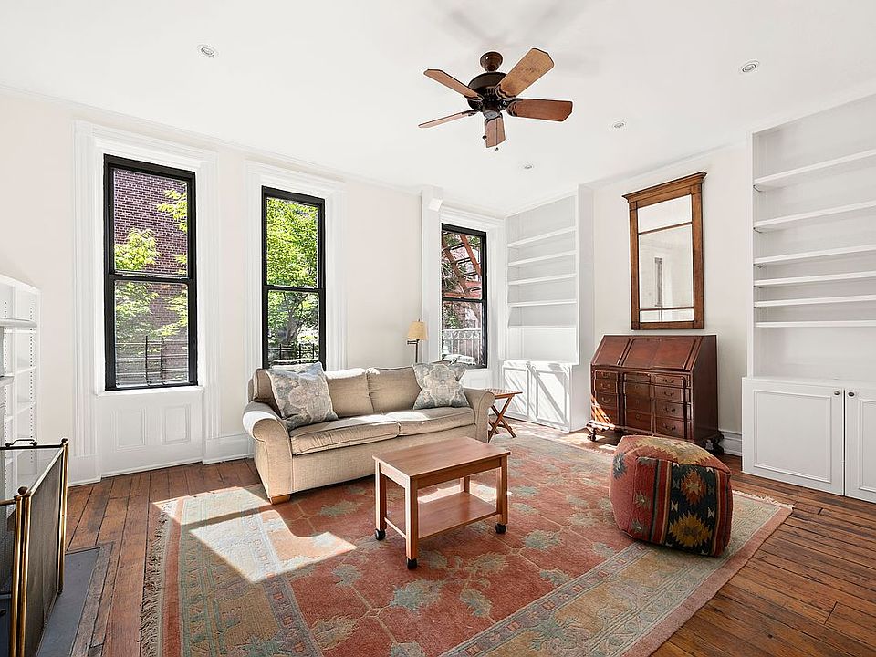1st image of 62 Barrow St APT 3