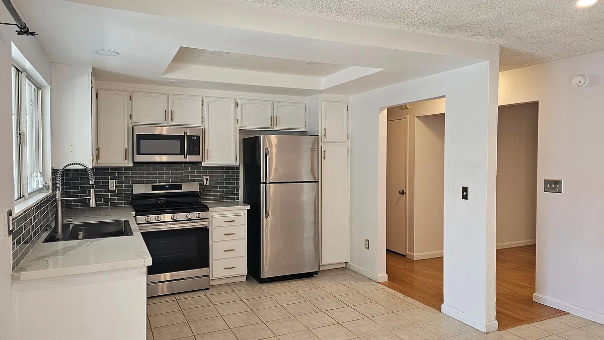 Building Photo - 771 Quartz Ln