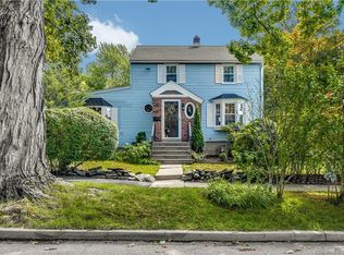 9 Newman Pl, Fairfield, CT 06825