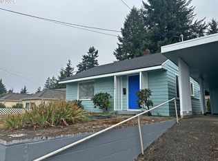 1426 Juniper Ave, Coos Bay, OR 97420