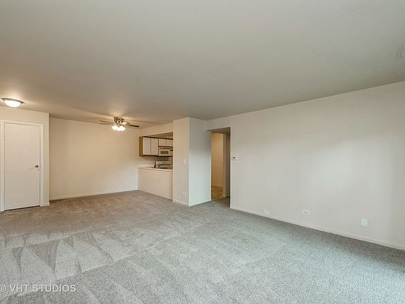 5th image of 4500 Kings Walk Dr APT 1D