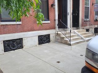 1827 Spruce St #1R, Philadelphia, PA 19103