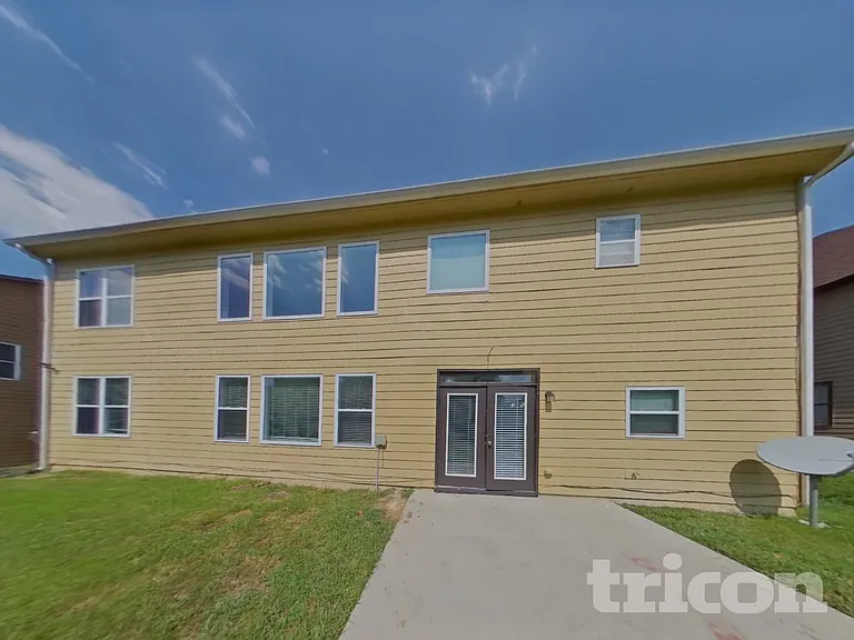 7259 Madison Cir — Photo 19
