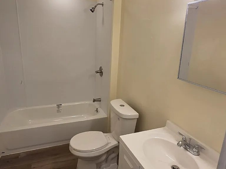 2407 Colburn Ave — Photo 10