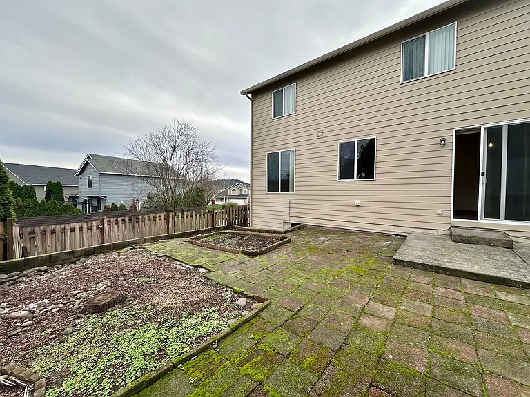 3437 SW 2nd St — Photo 41