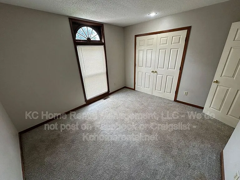 1420 SE 7th Pl — Photo 23