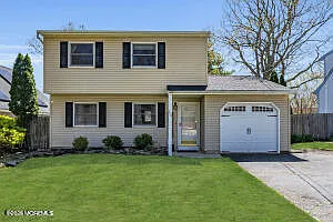 3 bed, 1252 sqft, $3,500 — Photo 2