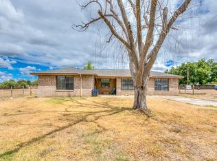 806 Garden Ave, Eden, TX 76837