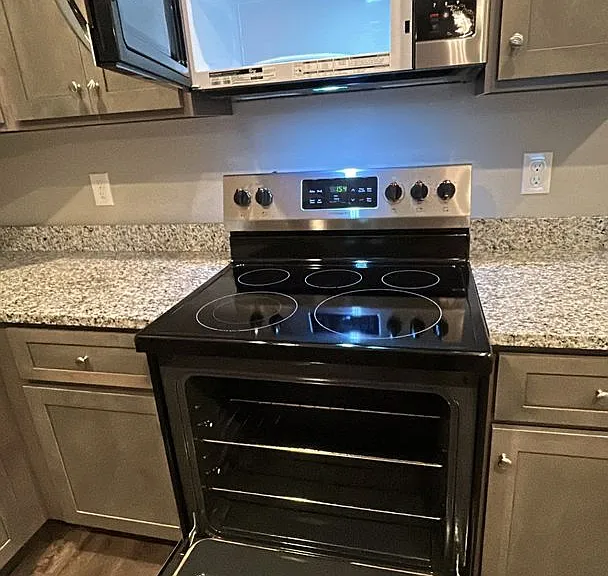 144 Enterprise Ct #7 — Photo 8