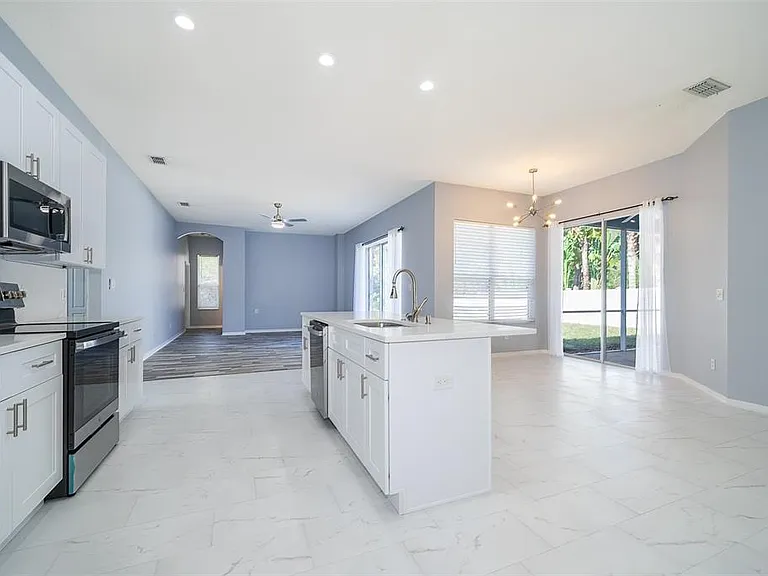 8119 Lake Crowell Cir — Photo 18