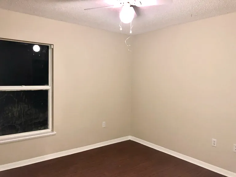 1253 Stonewater Cir — Photo 14