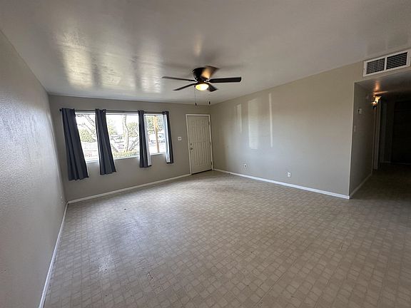 3rd image of 1350 W Santa Maria Way