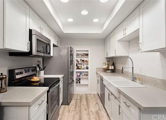 3rd image of 20702 El Toro Rd APT 201