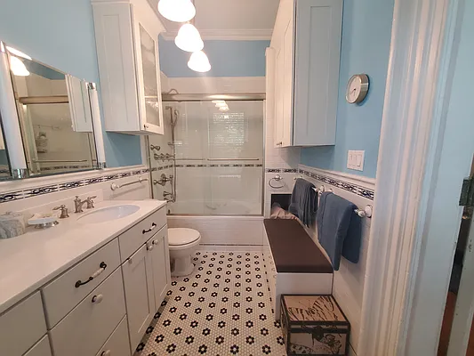 Rented by BLS Realty | media 26