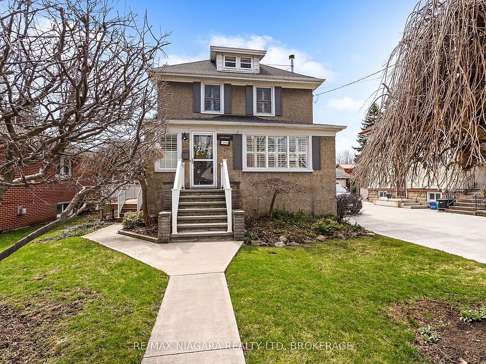 1st image of 294 Stanley St
