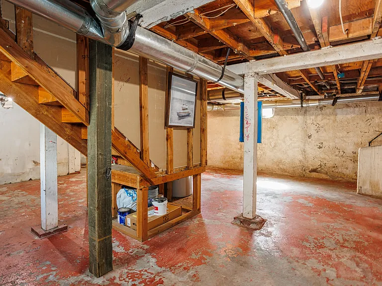 4313 N Kerby Ave — Photo 32
