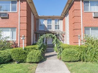 342 S Rochester Rd, Clawson, MI 48017