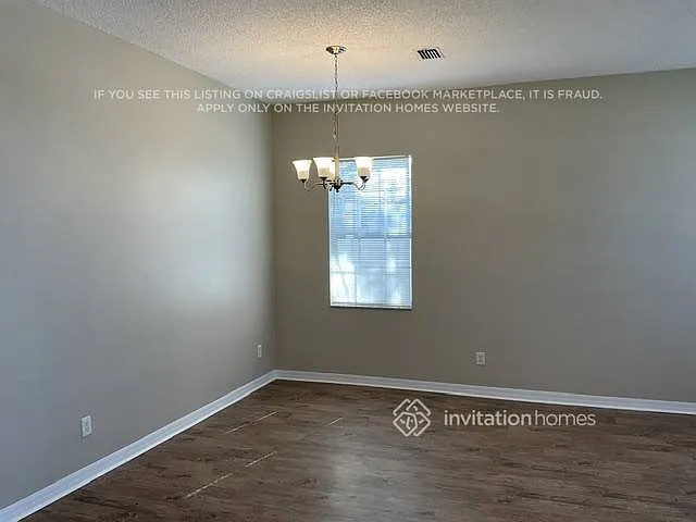 402 Sycamore Springs St — Photo 6