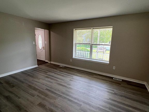 5th image of 29 Orchard Ave