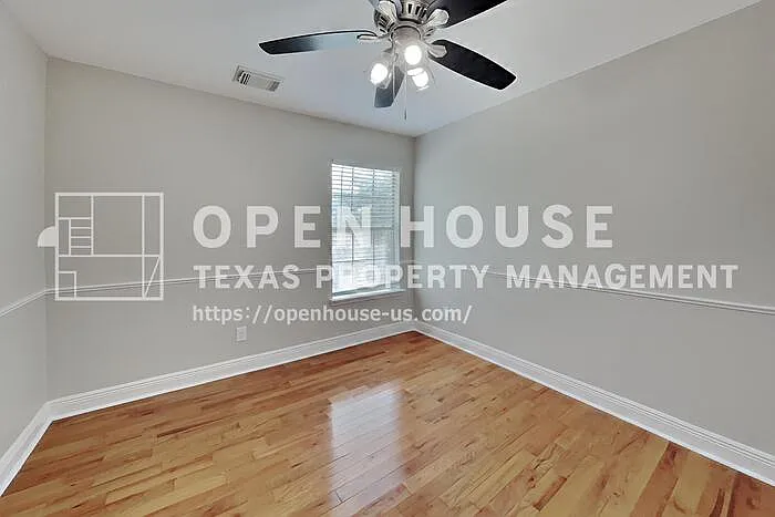 29402 Legends Hill Dr — Photo 15