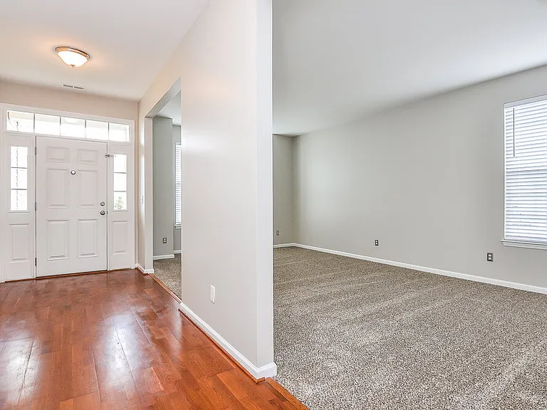 306 Hope Valley Rd — Photo 2