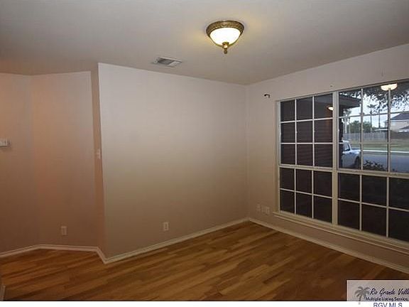 5th image of 4209 Santa Fe St