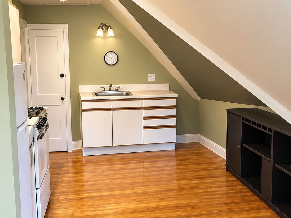 2nd image of 1 Walnut St #3F
