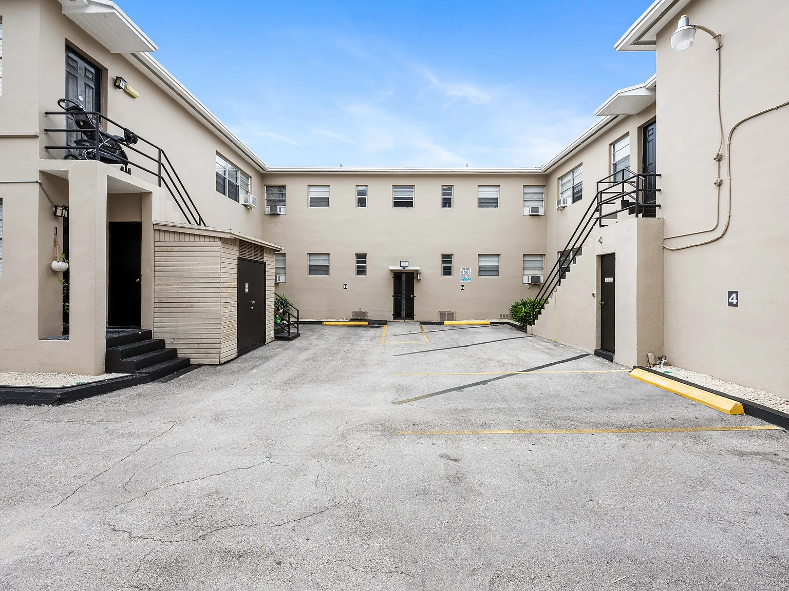 1 bed, $1,650 — Photo 4