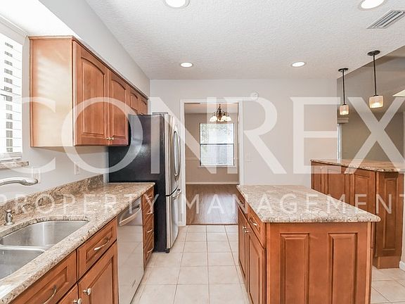 5th image of 11064 Mandarin Station Dr W