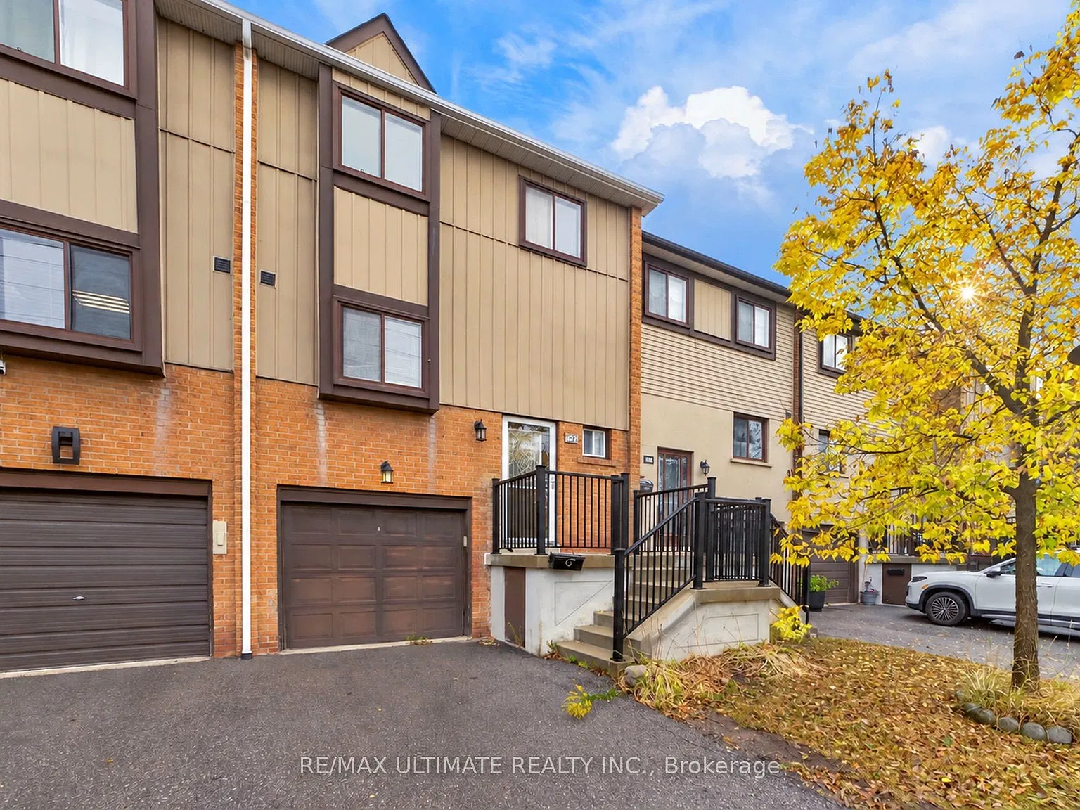 3 bed, $2,500 — Photo 2