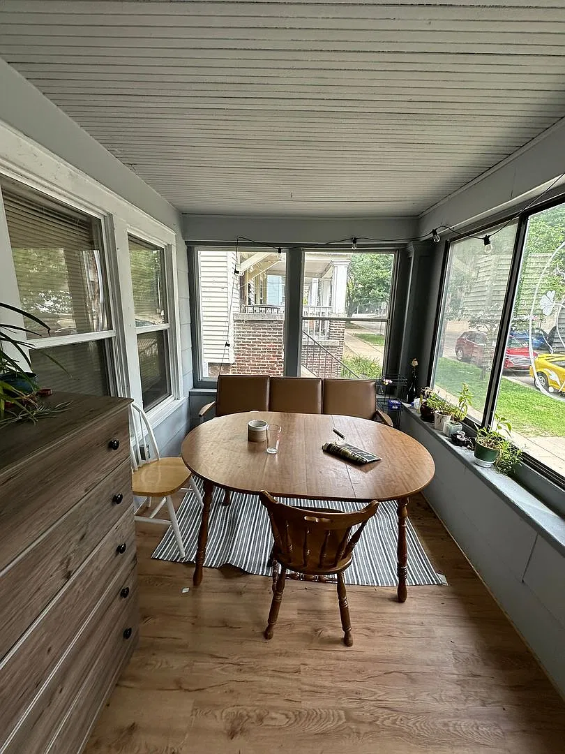 116O — Photo 2