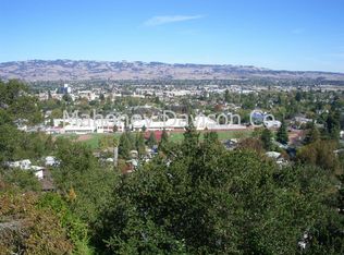 6 Scenic Way, Petaluma, CA 94952