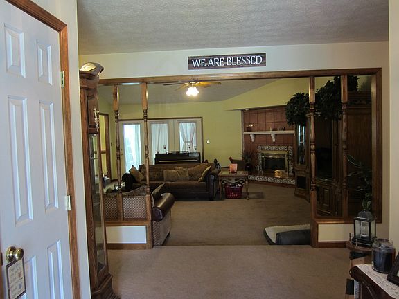 3rd image of 113 Runaway Ln